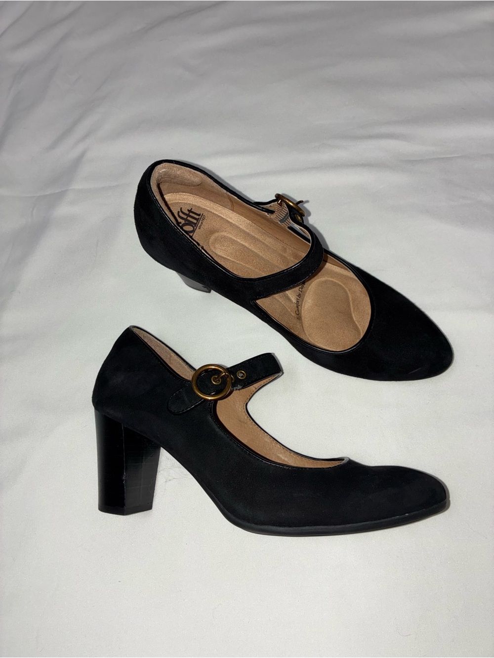 Sofft Black Mary Jane Block Heel Pumps with Gold Buckle in Size 7